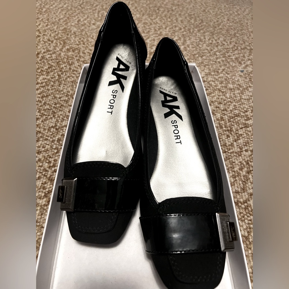 Anne Klein Sport Flats “akunique”